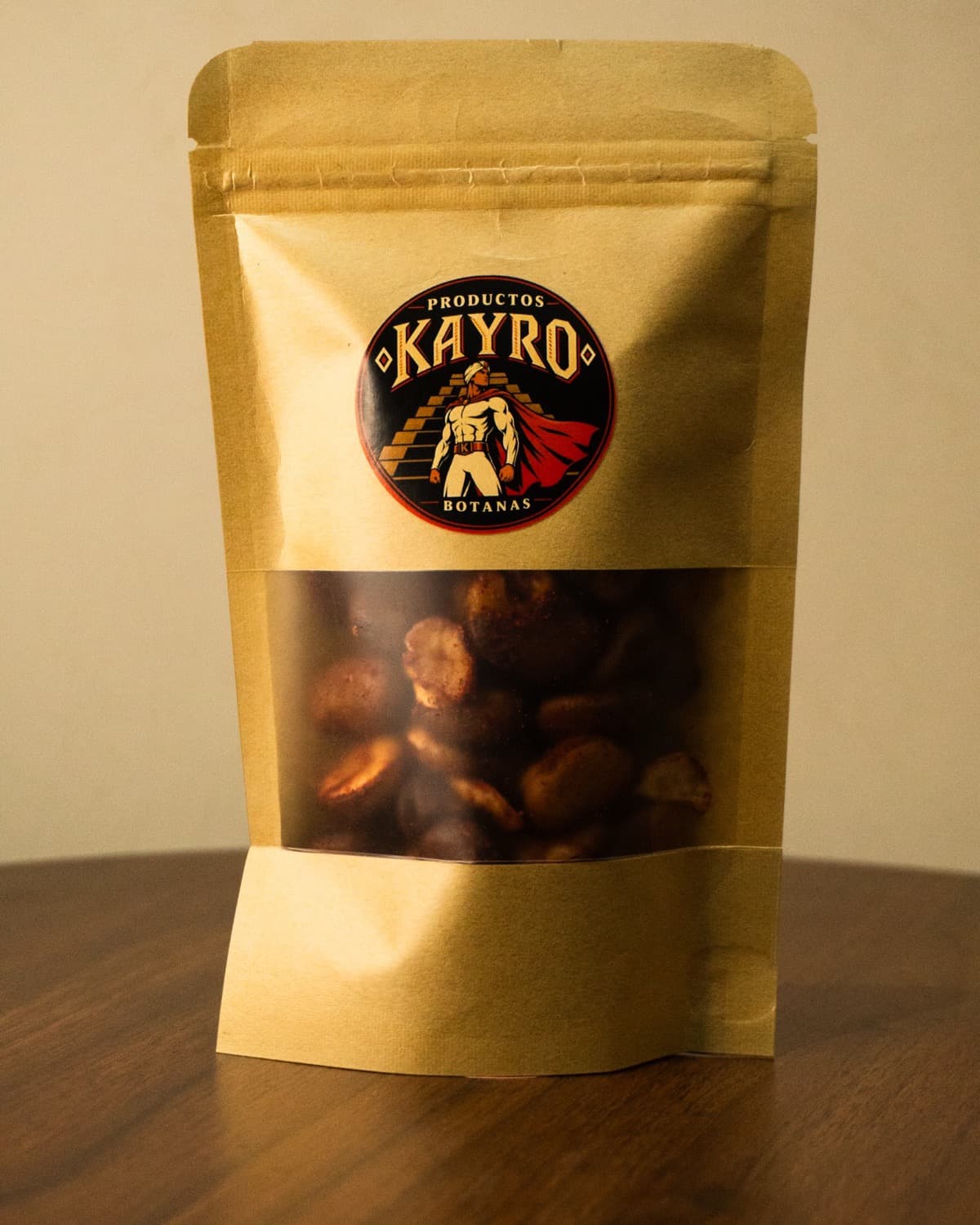 Haba enchilada de Productos Kairo, en su bolsa de presentación